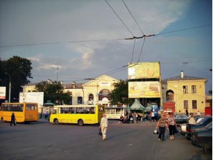 Реконструкція Привокзальної площі у Луцьку завершиться влітку