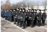 Ревізори виявили, що внутрішні війська голі-босі й обтяжливі для бюджету