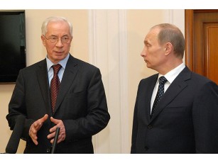 Азаров готовий судитися з Москвою?