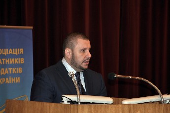 Податкова планує скасувати деякі довідки