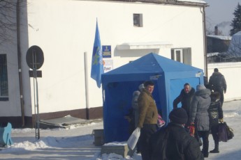 На Рівненщині «регіонали» піаряться за рахунок державної «гуманітарки»
