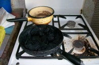 Захопившись розпиванням оковитої, чоловіки мало не задихнулися чадним газом