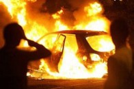 На Рівненщині посеред дороги згорів автомобіль