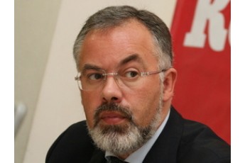 Табачник хоче забрати в українців їх історію