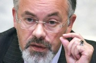 Табачник уже передумав скорочувати курс історії в школі