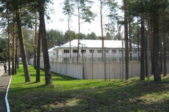Депутати Волині взялися за сумнозвісний пункт тимчасового перебування іноземців «Журавичі»