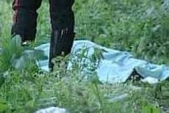 На Рівненщині у полі знайшли труп