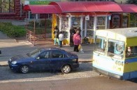 Збільшені штрафи за зупинку на смузі для маршруток