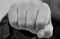 Зламав щелепу людині бо помилився…