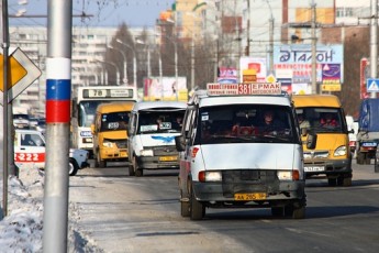 Прокуратура Рівненщини провела перевірки додержання вимог законодавства на автомобільних шляхах