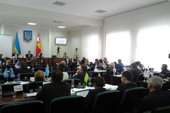 Депутати Луцької міськради прийняли звернення щодо ситуації з продажем алкоголю і тютюну