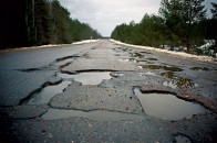 Кому вигідні зруйновані дороги на Рівненщині?