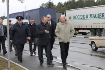 Поляки приїхали до волинських міліціонерів послухати про підготовку до Євро-2012