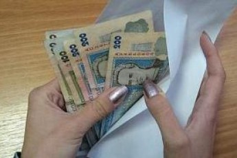5 мільйонів українців нелегально отримують зарплату