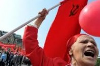 У Донецьку депутати не дозволили піднімати червоні прапори 9 травня
