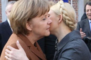 Меркель забирає Тимошенко в Берлін?