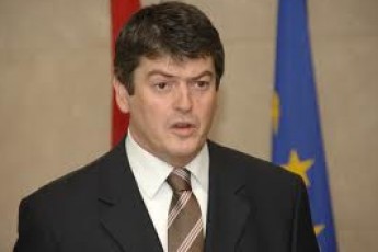 Уже 10 президентів не їдуть на саміт Януковича через Тимошенко