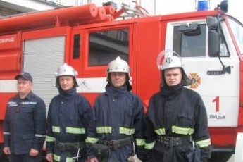 Луцькі пожежники врятували життя чоловіку