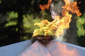 У Володимир-Волинському з’явилось два нових пам’ятники