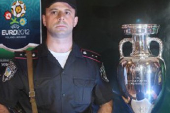 Кубок Євро-2012 у Києві спробували викрасти