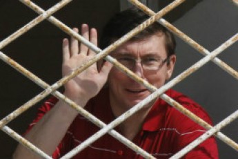 Суд по справі Луценка: розгляд апеляції чи виконання вказівок згори?