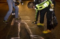 В Одесі по дорожніх ямах та вибоїнах «ударили» білою фарбою на знак протесту