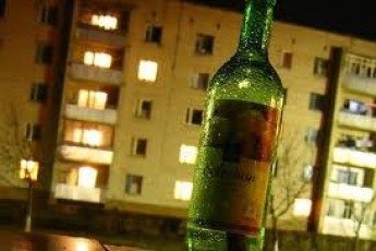 Рівненська влада ніяк не може наважитися заборонити продаж алкоголю вночі