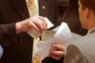 В партії Тігіпка всю зарплату платили «в конвертах»