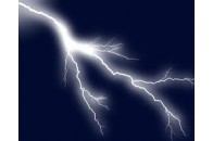 На Рівненщині блискавка влучила у двох підлітків, одна дівчина загинула