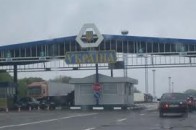 Митники заметушилися: з 1 червня їм прийдеться пропускати туристів з товаром на 1000 євро без оплати мита
