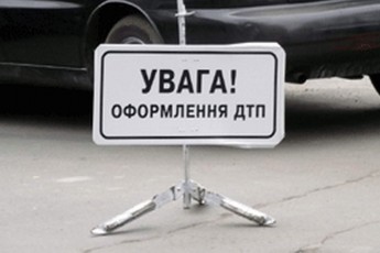 У Луцьку водій збив жінку і втік з місця пригоди