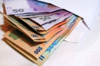 Голова Волинської ОДА звалив відповідальність за зарплати у конвертах на бухгалтерів