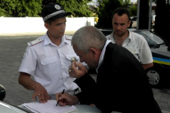 На Волині примусово зупинили п’яного водія, який перевищив швидкість і не реагував на вимоги зупинитися