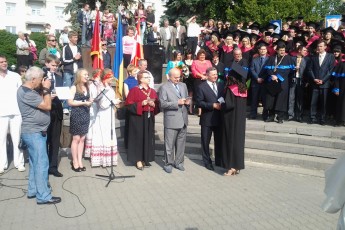 Магістри Волинського національного університету отримали дипломи