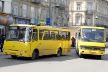 За п’яних маршрутчиків забиратимуть ліцензії у перевізників