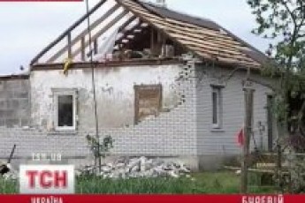 Чернігівщиною пронеслися смерчі: дахи будинків рознесено на кілометри