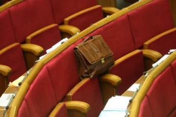 Депутати пропонують внести суттєві зміни до Угоди про співпрацю між обласною та районними радами
