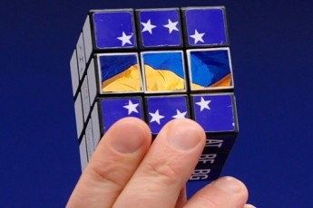 Волинський депутат хоче ліквідувати комісію з питань міжнародного співробітництва?
