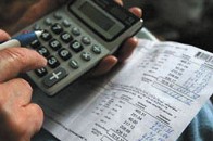 Українці витрачають на цигарки та алкоголь більше, ніж на одяг