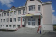 Берташ провернув на Рівненщині будівництво величезної сільської школи, в якій немає кому навчатися