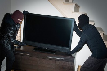 На Волині телемайстер під приводом ремонту видурив у жінки «плазму» за 4000 гривень