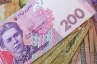 Щоб вчасно виплатити відпускні, районам області довелося залучити позики