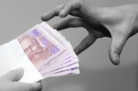 На Волині зловили парочку викладачів-корупціонерів