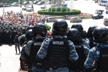 Облогу Українського дому знято - «боягуз»  не прийшов