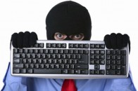 У Луцьку інтернет-шахрая посадили за грати на 2 роки