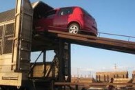 Укрзалізниця вводить вагони-автомобілевози: тепер авто можна взяти з собою у потяг