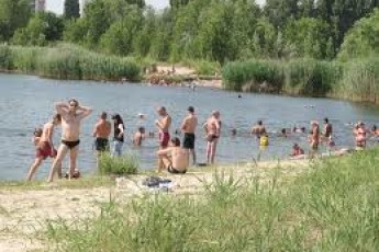 На волинських водоймах у відпочиваючих масово крадуть мобільні телефони