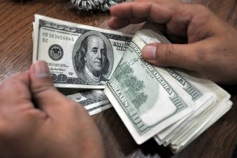 Узяв 1500 доларів і забув повернути?