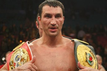 Володимир Кличко битиметься з непереможним польським боксером