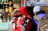 У Луцьку знову перевіряли торгові точки на предмет продажу алкоголю та цигарок неповнолітнім